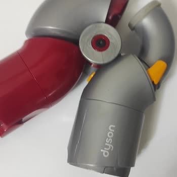 Dyson Süpürge Parçasının Dayanıksızlığı Şaşırtıyor