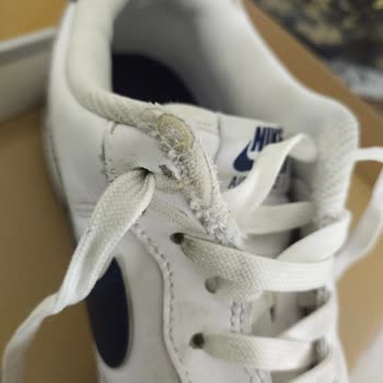 Nike Mağazasından Aldığım Ayakkabının Hızla Yıpranması