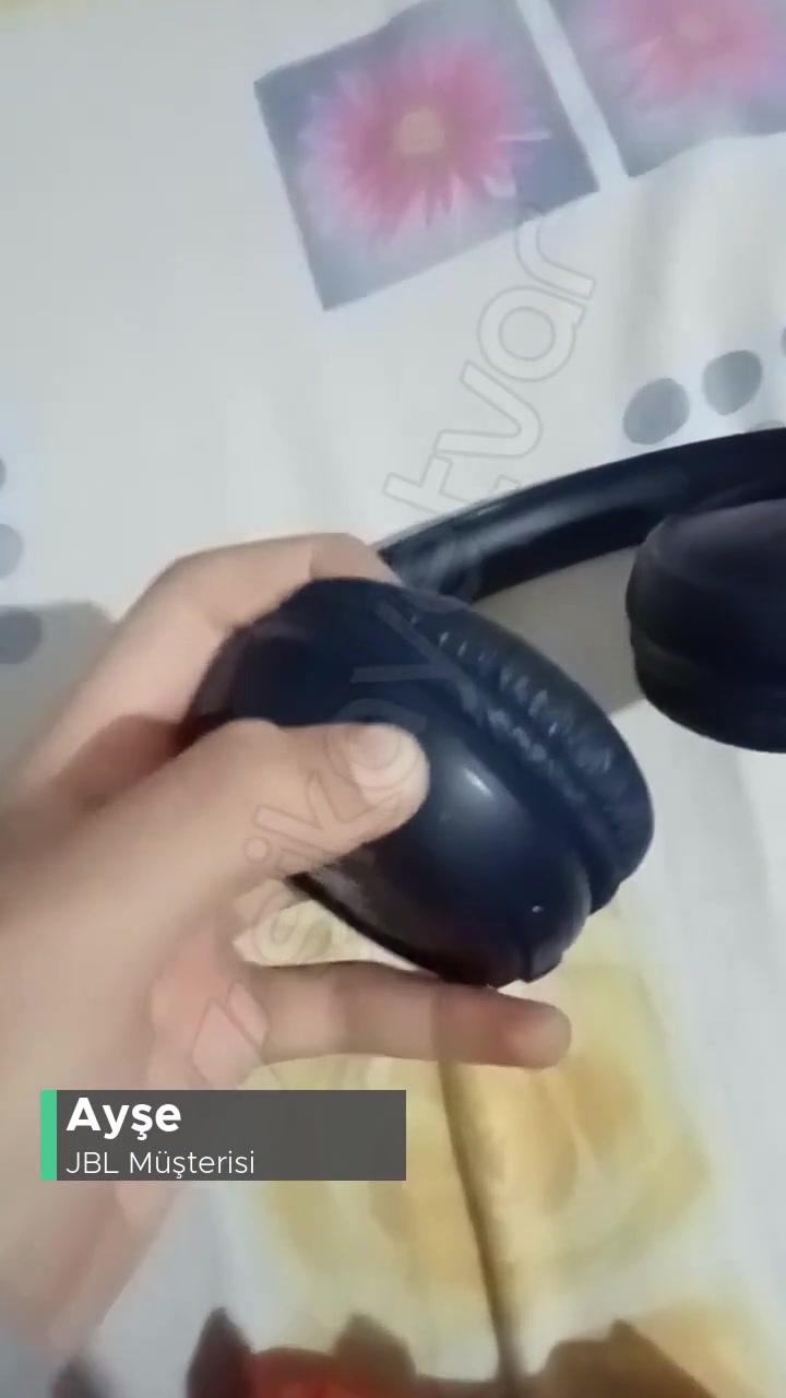 JBL Tune 570bt Kulaklığım Açılmıyor! videonun kapak resmi