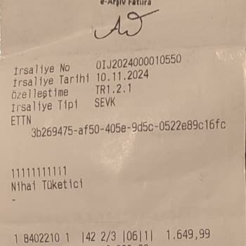 Nike Ayakkabının Yanlarından Patlaması Ve Mağaza Destek Sorunu