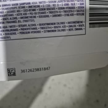 Saç Boyası Kullanımı Sonrası Cilt Yanığı Ve İlgisizlik