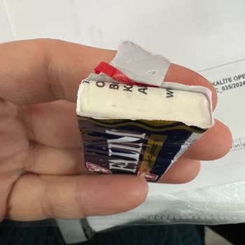 BİM'den Aldığım Falım Sakız Paketi Kirli Çıktı