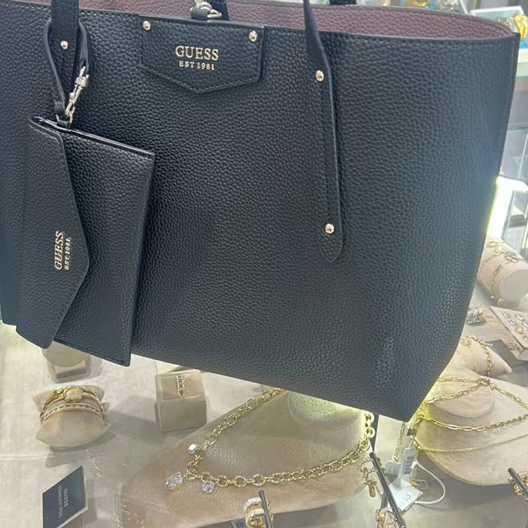 Dayanıksız Ürün Ve Yetersiz Müşteri Hizmeti: Guess Çantam Hayal Kırıklığı Yarattı