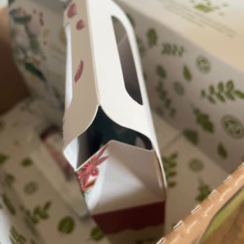 Açılmış Paket Ve Yetersiz Müşteri Hizmetleri