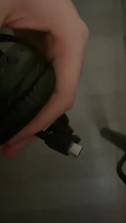 Problemas de batería con Mis JBL Tune 570 BT luego de 8 meses Portada de vídeo
