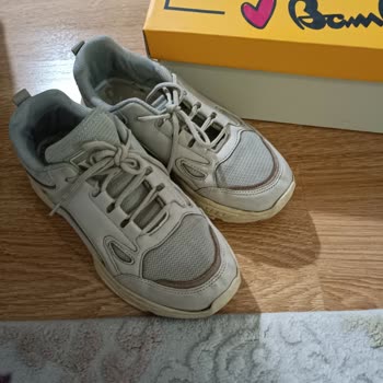 Bambi Mağazasında Ayakkabı Sorunu Ve Yetersiz Hizmet