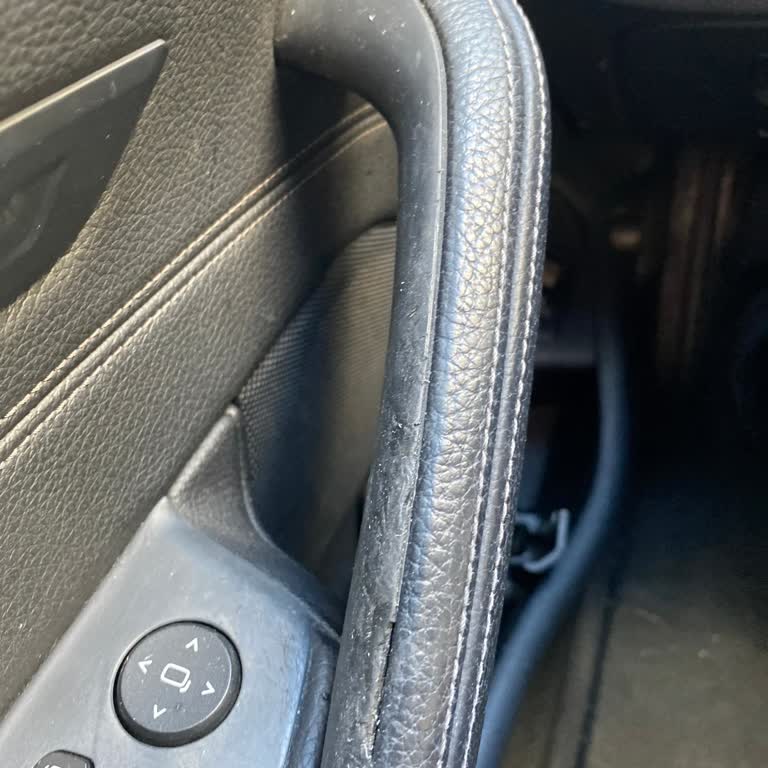 BMW Kapı Tutma Yerlerindeki Kalitesizlik Sorunu