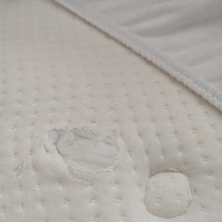 Yırtık Yatak Teslimatı Ve Geciken Değişim Süreci