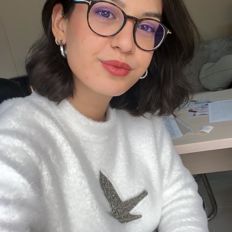 Taşları Düşen Kazak Ve Yetersiz Müşteri Hizmeti