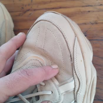 Adidas Ayakkabının Dikiş Sorunu Ve İlgisiz Müşteri Hizmeti