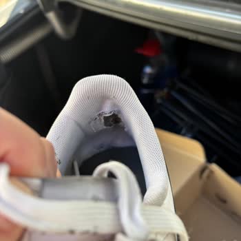 FLO Mağazasından Alınan Ayakkabıda 9 Ayda Beklenmedik Sorunlar