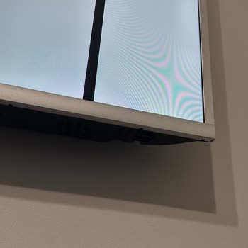 Onvo TV'de Sürekli Çizgi Ve Işık Sorunu