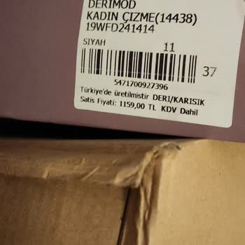 Derimod'dan Alınan Çizmeler Neden Dökülüyor