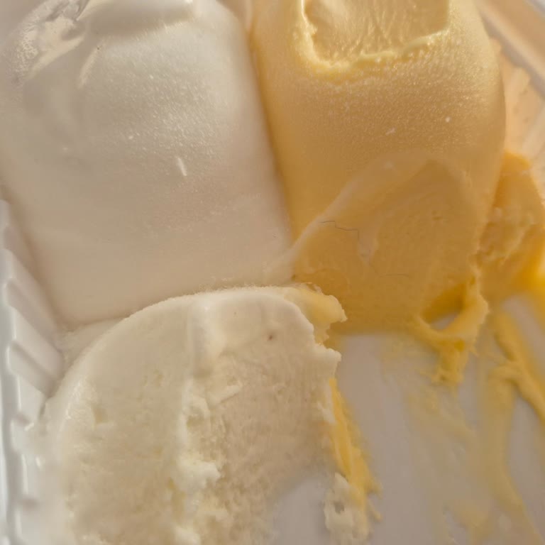 Dondurmada Saç Ve Kıl Skandalı