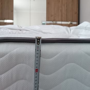 Çöken Yatak Ve İlgisiz Servis Sorunu