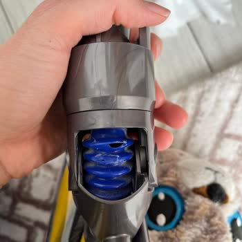 Dyson Süpürge Hortumunda Sürekli Delik Sorunu