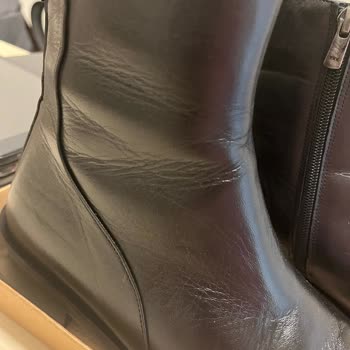Elle Shoes'dan Aldığım Botun Deri Sorunu Çözülmüyor
