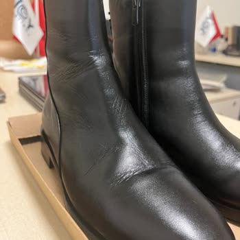 Elle Shoes'dan Aldığım Botun Deri Sorunu Çözülmüyor