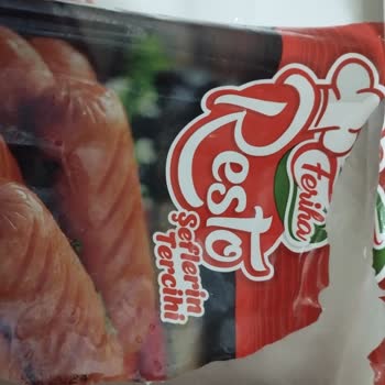 Migros'tan Alınan Sosisin İçinden Çıkan Yabancı Madde Şoku