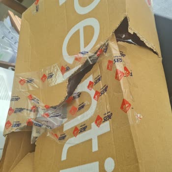 Kargom Yırtık Ve Bantlanmış Şekilde Teslim Edildi