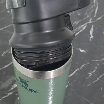 Stanley Termos Kapağı Patlıyor, İade Süreci Belirsiz