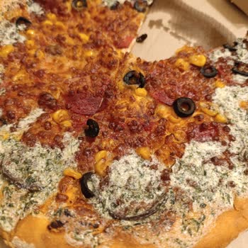 Domino's Pizzada Hayal Kırıklığı: Reklamlar Gerçeği Yansıtmıyor