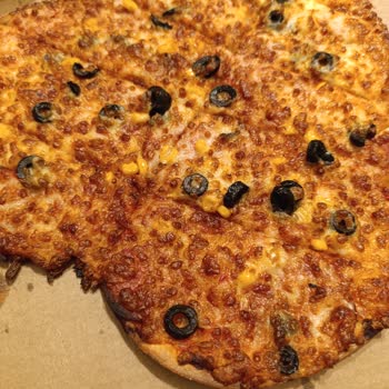 Domino's Pizzada Hayal Kırıklığı: Reklamlar Gerçeği Yansıtmıyor