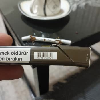 Sürekli Yırtık Çıkan Sigara Paketleri