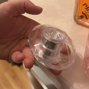 Kırık Ve Paslı Ürünlerle Hayal Kırıklığı