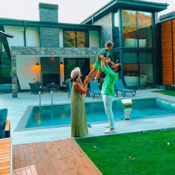 Lara Villa İnsanları Yanıltıyor!