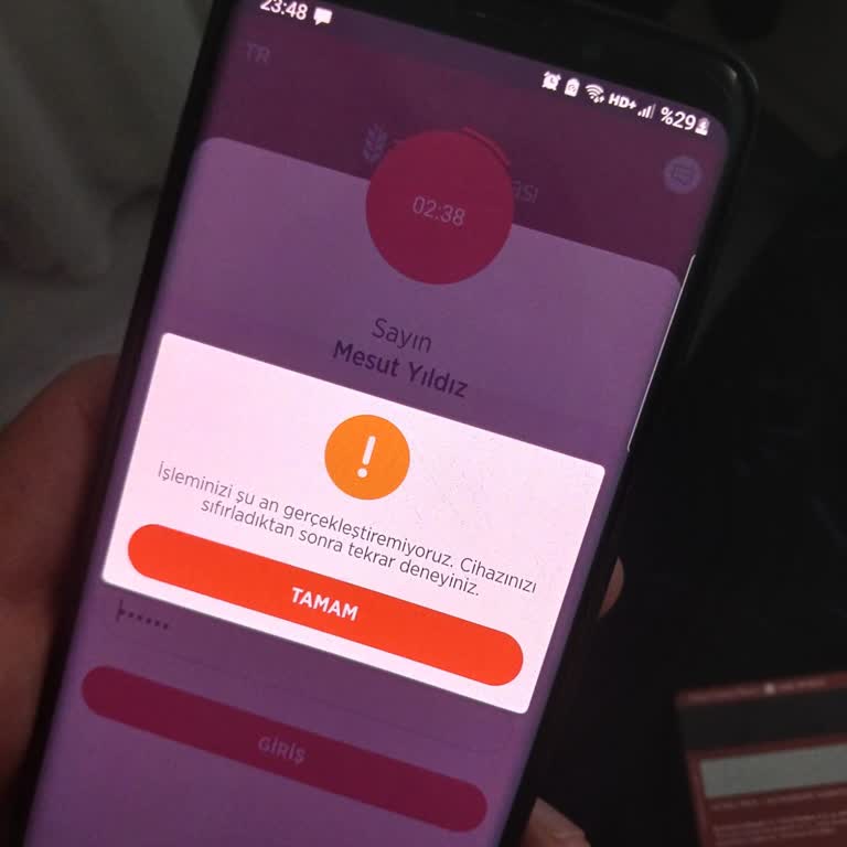 Mobil Bankacılık Giriş Sorunu Ve Müşteri Hizmetleri Desteği Eksikliği