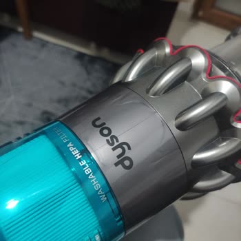 Dyson V15 Süpürge: Contası Çıktı, Şekil Bozuklukları Ve Seri Numarası Sorunu