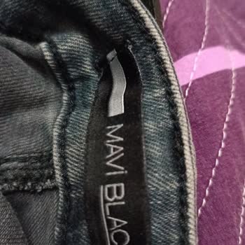Mavi Jeans Kalitesi Düşüyor: Düğme Sorunu