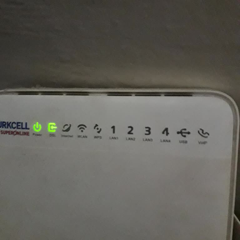 Arızalı İnternet İçin Çözüm Bekleyen Müşteri