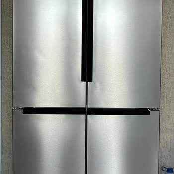 Bosch Refused to Replace My Dented Refrigerator Doors and Scratched Shelves