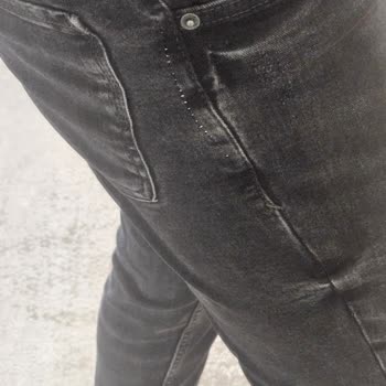 Yırtık Ve Dikilmiş Pantolon: Lefties Mağaza Deneyimi