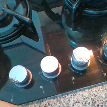 Simfer Ocak Düğmeleri Eriyor Ve Uyum Sorunu Yaşatıyor