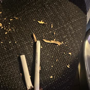 Sigara Paketinde Beklenmedik Yabancı Madde