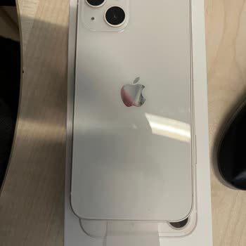iPhone Apple iPhone 13 Had a Manufacturing Defect on the
