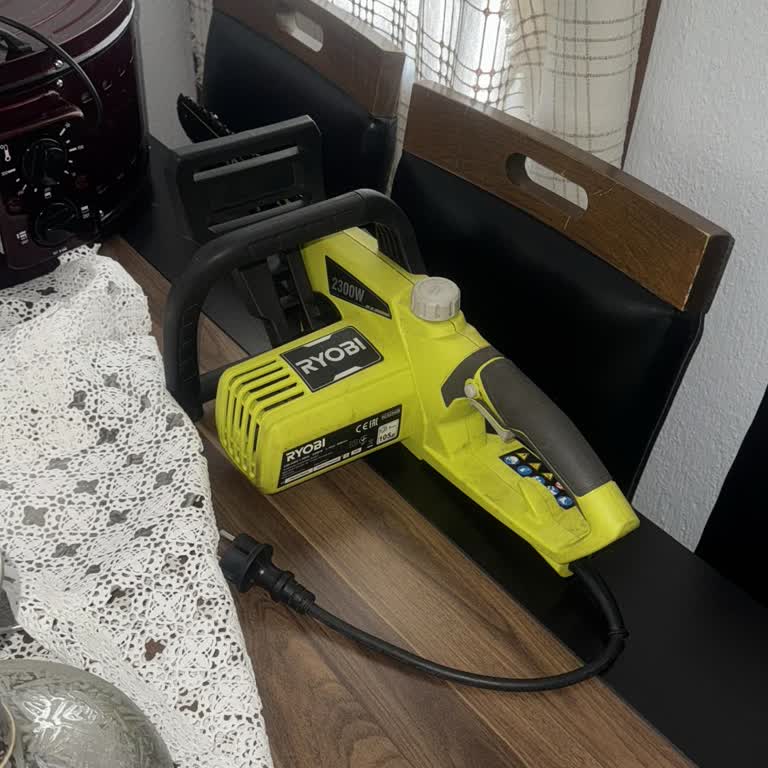 Ryobi Tools Elektrikli Ağaç Kesme Makinesi Şikayeti