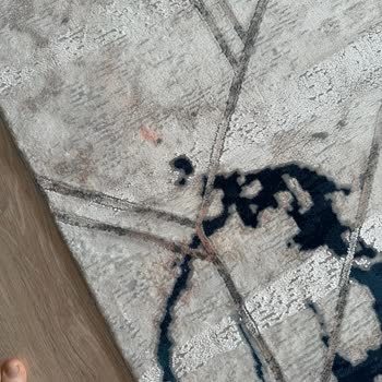 Halımın Renk Değişimi Ve İlgisiz Hizmet