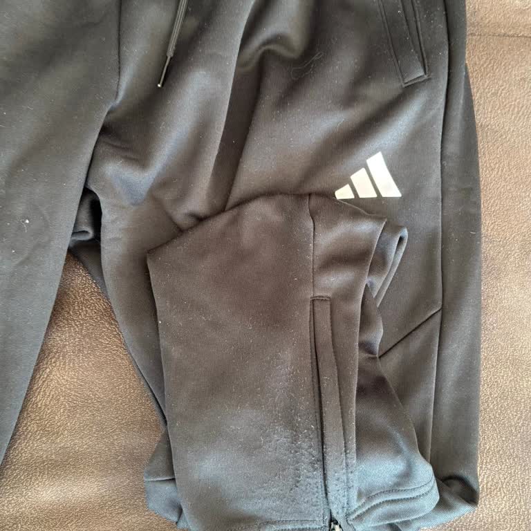 Adidas Eşofman Altı Tüylendi Ve İade Alınmadı