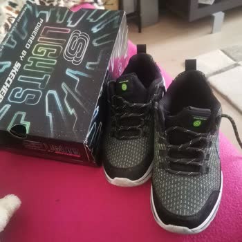 Skechers Ayakkabının Işığı 6 Ayda Söndü