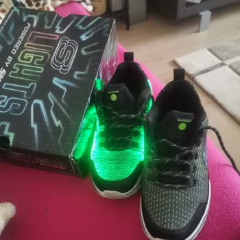 Skechers Ayakkabının Işığı 6 Ayda Söndü