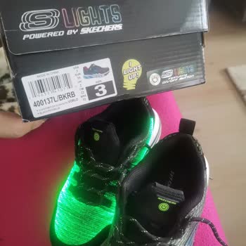 Skechers Ayakkabının Işığı 6 Ayda Söndü