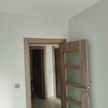 TOKİ Çorlu'da Rutubetli Ev Ve Bitmeyen Sorunlar