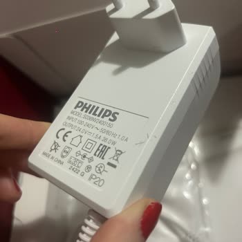 Açılmış Ve Hijyenik Olmayan Ürün Şoku: Philips Lumea 921 IPL Lazer