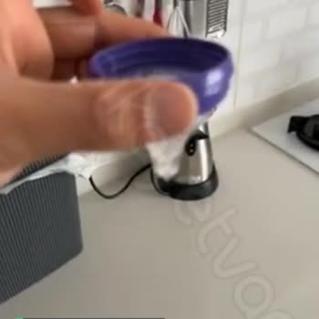 Lansinoh Biberon Setindeki Başlıklar Yüksek Tazyikli!