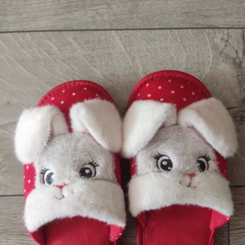 Twigy Terliklerin Boya Sorunu: Çoraplarım Renk Değiştiriyor!