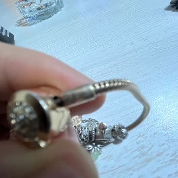 Pandora Altın Kaplama Ürünlerde Hayal Kırıklığı